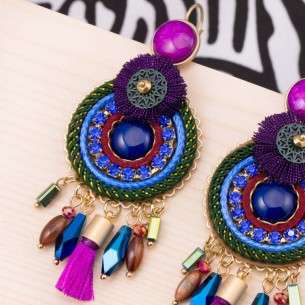 BOMBAY Color Gold Earrings Paved Pendant with Ethnic Multicolor Pendant Gilded with Fine Gold Crystal and Embroidery