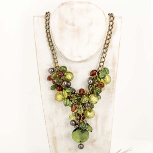 Collier EVENA Green Gold Plastron à pendentif grappe Doré et Vert Laiton doré Cristal, Perles et pâtes de verre 2