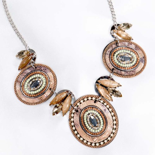 Collier LOUNA REPTIL Beige Silver Plastron pavé Contemporain Argenté et Beige Rhodium Cristal,  Résines et émaux